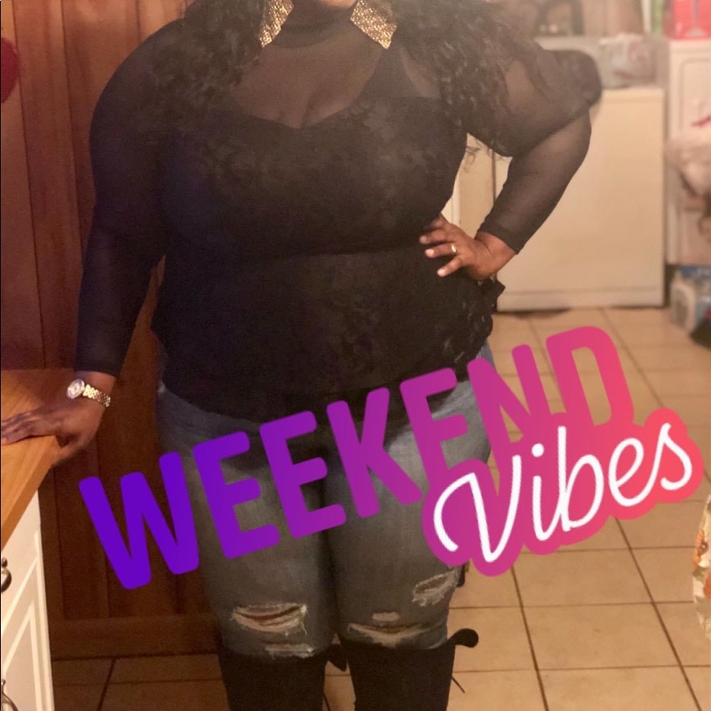 💚Cute Lace Black Peplum Top